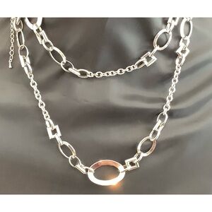 Stunning Lia Sophia Silver Tone Various Size Links 40" Necklace And/Or Belt
